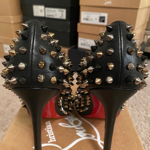 COPY - Christian Louboutin pumps - Picture 6 of 7